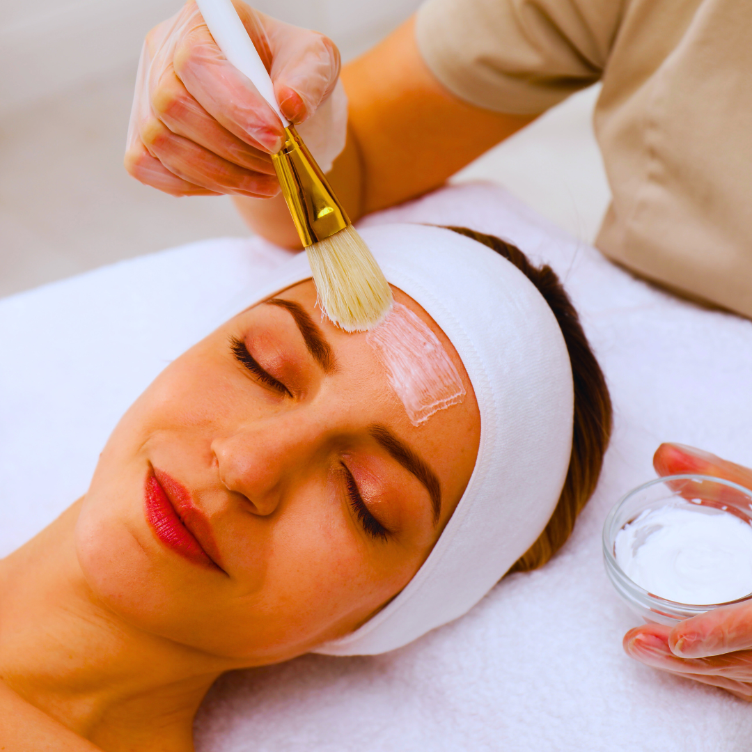 Aplicación del peeling químico en consulta